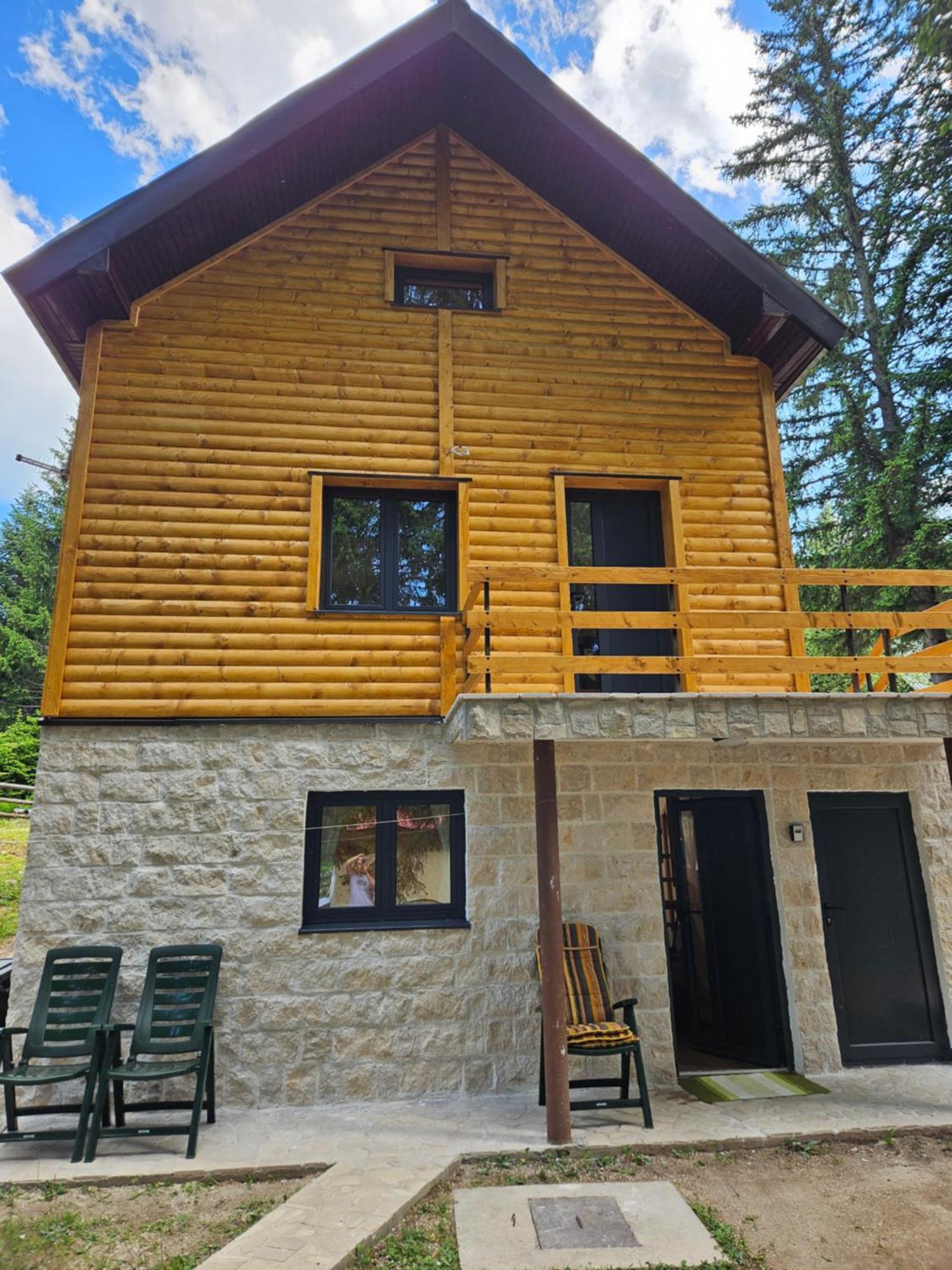 Black Lake Chalet ชาเบลียค ภายนอก รูปภาพ